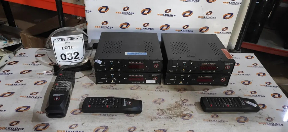 LOTE 032 - 04 SINTONIZADORES HDTV 232-ATSC. (NO ESTADO) ATENÇÃO! FAZER A VISITAÇÃO ANTES DE ARREMATAR, NÃO SABEMOS SE FUNCIONA, LEILÃO NÃO TEM GARANTIA E NEM DEVOLUÇÃO, SUJEITO A POSSÍVEIS AVARIAS VISÍVEIS/OCULTAS E/OU AUSÊNCIA DE COMPONENTES.