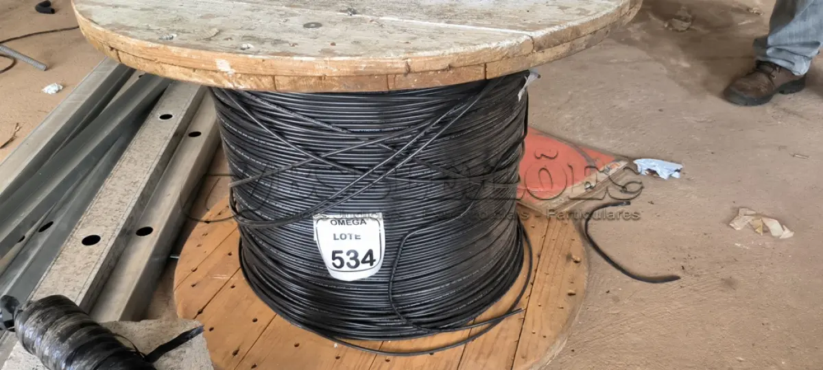 LOTE 534 - 256 CABOS DE FIBRA FURUKAWA. (NO ESTADO EM QUE SE ENCONTRA. SUJEITO A AVARIAS OCULTAS/VISÍVEIS.)