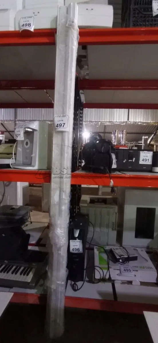LOTE 497 - 01 PORTA SANFONADA PVC DE 0,86X2,10 NA COR BRANCA MARCA PLASTILIT. (NO ESTADO) ATENÇÃO! FAZER A VISITAÇÃO ANTES DE ARREMATAR, NÃO SABEMOS SE FUNCIONA, LEILÃO NÃO TEM GARANTIA E NEM DEVOLUÇÃO, SUJEITO A POSSÍVEIS AVARIAS VISÍVEIS/OCULTAS E/OU AUSÊNCIA DE COMPONENTES.