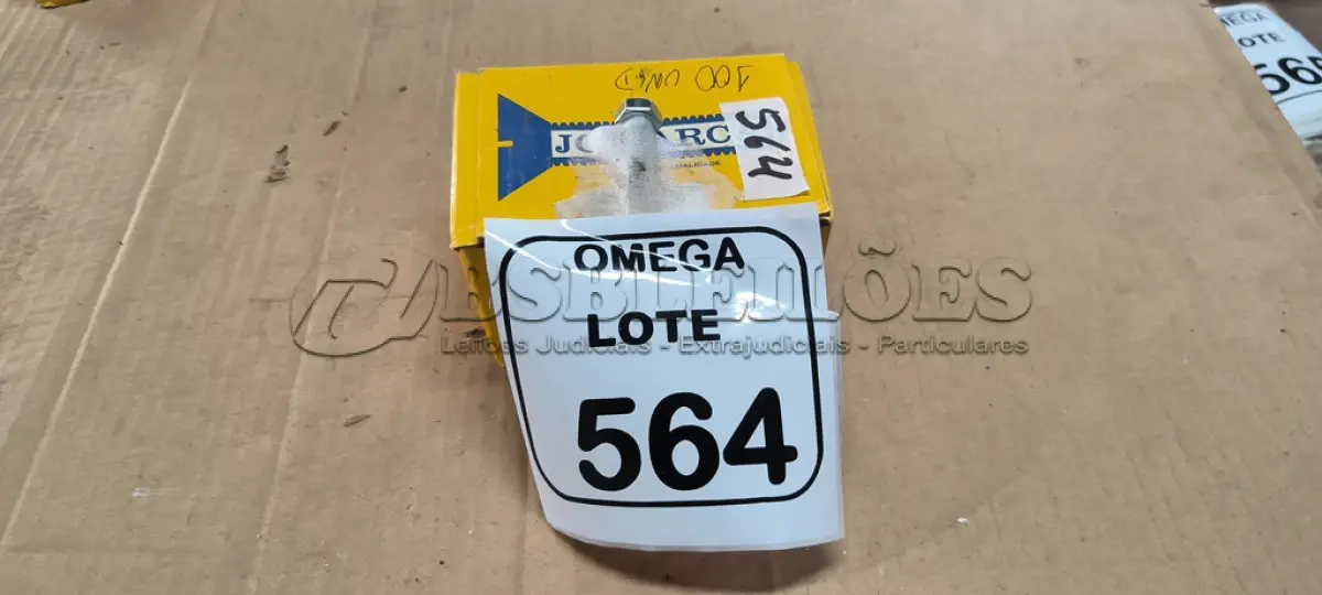 LOTE 564 - 100 PARAFUSOS SEXTAVADOS ZINCADO BRANCO 3/8X1". (NO ESTADO EM QUE SE ENCONTRA. SUJEITO A AVARIAS OCULTAS/VISÍVEIS.)