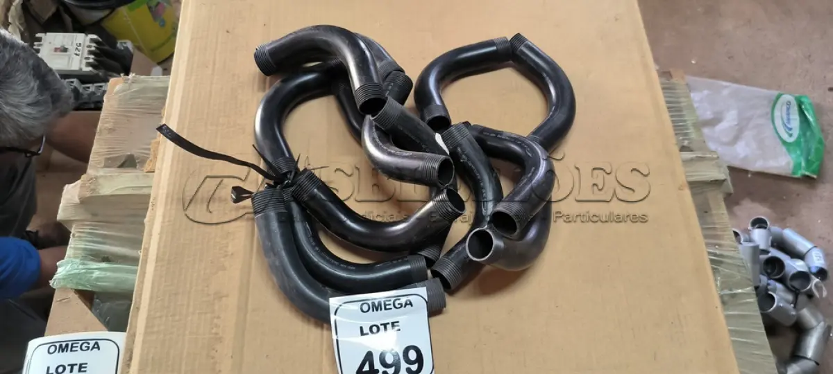 LOTE 499 - 14 CURVAS LONGAS 1" PARA ELETRODUTO EM PVC. (NO ESTADO EM QUE SE ENCONTRA. SUJEITO A AVARIAS OCULTAS/VISÍVEIS.)