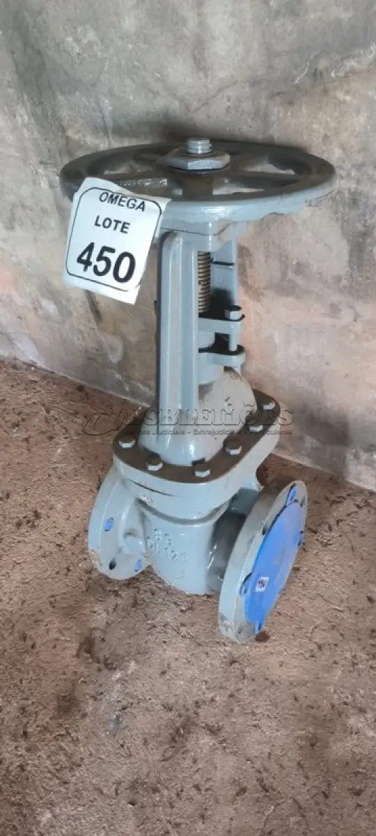 LOTE 450 - 01 REGISTRO DE GAVETA, FERRO DUCTIL GRANGEADO CUNHA EMBORRACHADA PN16 DN 150MM. (NO ESTADO EM QUE SE ENCONTRA. SUJEITO A AVARIAS OCULTAS/VISÍVEIS.)