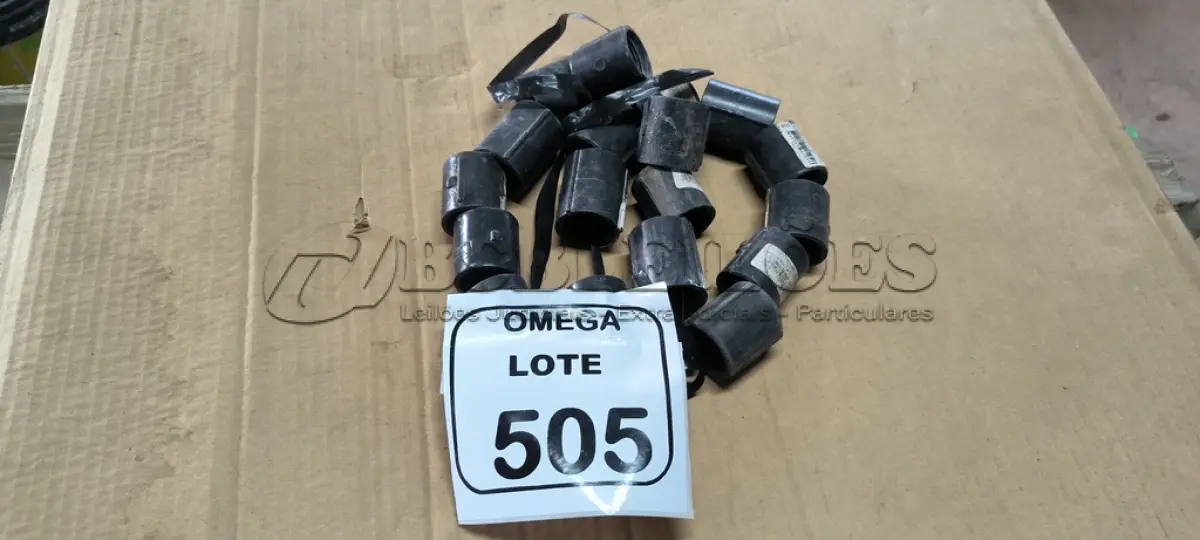 LOTE 505 - 21 CURVAS LONGAS 3/4" PARA ELETRODUTO EM PVC. (NO ESTADO EM QUE SE ENCONTRA. SUJEITO A AVARIAS OCULTAS/VISÍVEIS.)