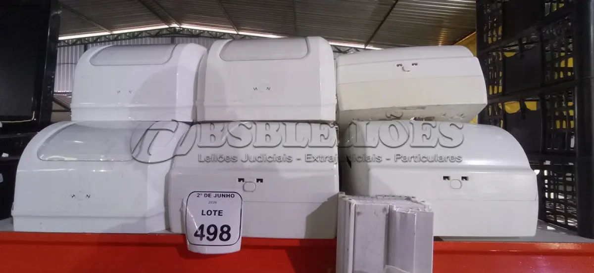 LOTE 498 - 09 DISPENSES DE PAPEL. (NO ESTADO) ATENÇÃO! FAZER A VISITAÇÃO ANTES DE ARREMATAR, NÃO SABEMOS SE FUNCIONA, LEILÃO NÃO TEM GARANTIA E NEM DEVOLUÇÃO, SUJEITO A POSSÍVEIS AVARIAS VISÍVEIS/OCULTAS E/OU AUSÊNCIA DE COMPONENTES.
