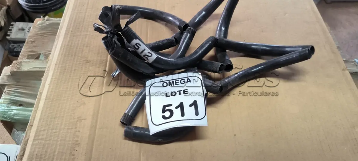 LOTE 511 - 12 CURVAS LONGAS 1/2" PARA ELETRODUTO EM PVC. (NO ESTADO EM QUE SE ENCONTRA. SUJEITO A AVARIAS OCULTAS/VISÍVEIS.)