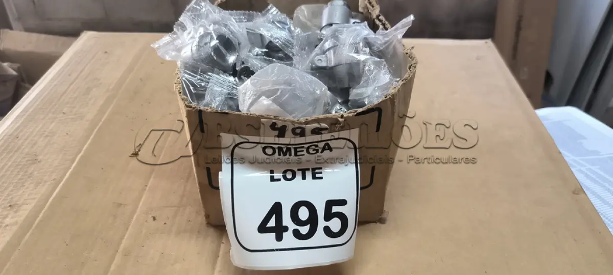 LOTE 495 - 28 BOX RETO 3,4". (NO ESTADO EM QUE SE ENCONTRA. SUJEITO A AVARIAS OCULTAS/VISÍVEIS.)