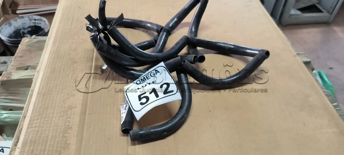 LOTE 512 - 12 CURVAS LONGAS 1/2" PARA ELETRODUTO EM PVC. (NO ESTADO EM QUE SE ENCONTRA. SUJEITO A AVARIAS OCULTAS/VISÍVEIS.)