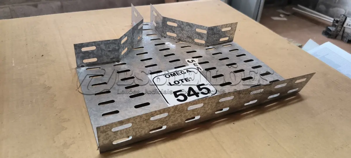 LOTE 545 - 01 TÊ DE REDUÇÃO 200X50 PARA ELETROCALHA. (NO ESTADO EM QUE SE ENCONTRA. SUJEITO A AVARIAS OCULTAS/VISÍVEIS.)