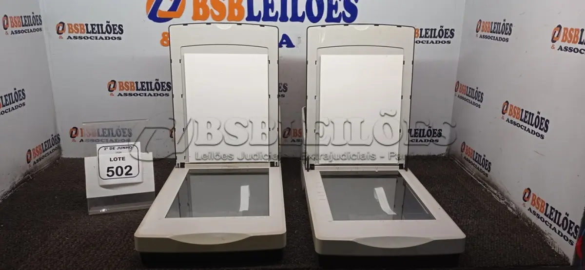 LOTE 502 - 02 SCANNERS MARCA FUJITSU. (NO ESTADO) ATENÇÃO! FAZER A VISITAÇÃO ANTES DE ARREMATAR, NÃO SABEMOS SE FUNCIONA, LEILÃO NÃO TEM GARANTIA E NEM DEVOLUÇÃO, SUJEITO A POSSÍVEIS AVARIAS VISÍVEIS/OCULTAS E/OU AUSÊNCIA DE COMPONENTES.