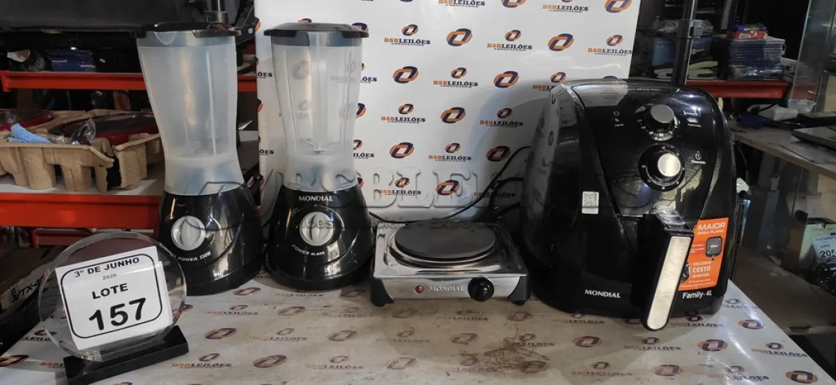 LOTE 157 - 01 FOGÃO DE INDUÇÃO DE 01 BOCA, 01 AIR FRYER 4L E 02 LIQUIDIFCADORES. (NO ESTADO) ATENÇÃO! FAZER A VISITAÇÃO ANTES DE ARREMATAR, NÃO SABEMOS SE FUNCIONA, LEILÃO NÃO TEM GARANTIA E NEM DEVOLUÇÃO, SUJEITO A POSSÍVEIS AVARIAS VISÍVEIS/OCULTAS E/OU AUSÊNCIA DE COMPONENTES.