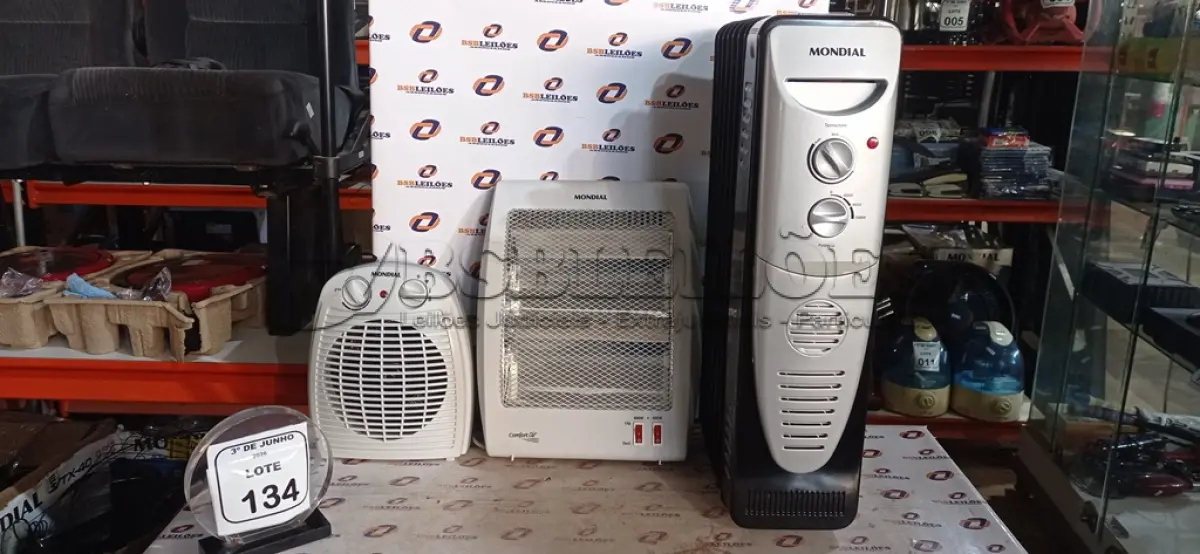 LOTE 134 - 03 AQUECEDORES DE MODELOS DIVERSOS MARCA MONDIAL. (NO ESTADO) ATENÇÃO! FAZER A VISITAÇÃO ANTES DE ARREMATAR, NÃO SABEMOS SE FUNCIONA, LEILÃO NÃO TEM GARANTIA E NEM DEVOLUÇÃO, SUJEITO A POSSÍVEIS AVARIAS VISÍVEIS/OCULTAS E/OU AUSÊNCIA DE COMPONENTES.