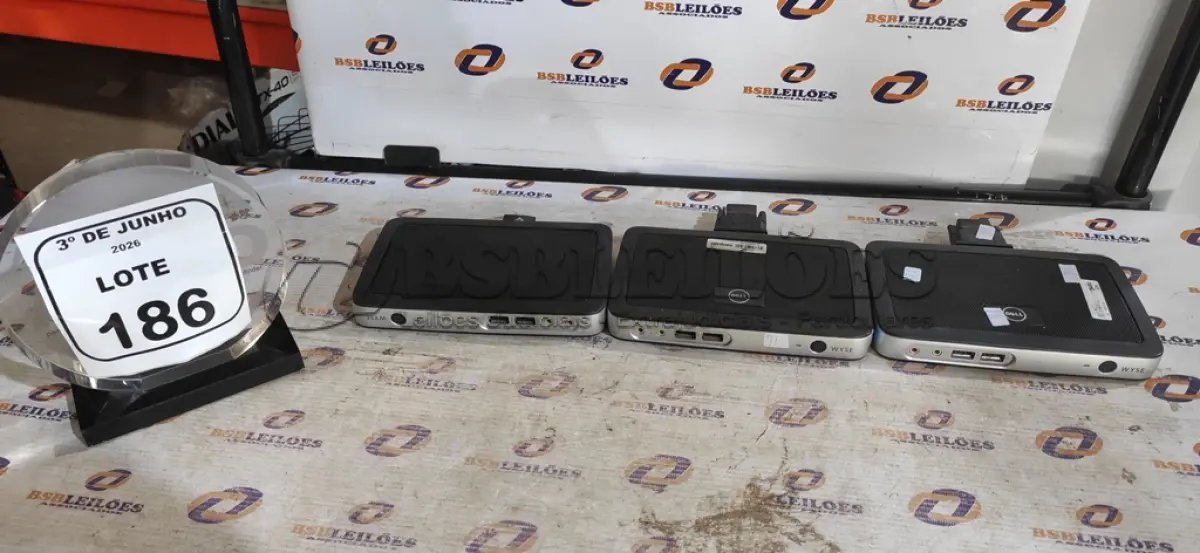 LOTE 186 - 03 MINIS PC MODELO WYSE MARCA DELL. (NO ESTADO) ATENÇÃO! FAZER A VISITAÇÃO ANTES DE ARREMATAR, NÃO SABEMOS SE FUNCIONA, LEILÃO NÃO TEM GARANTIA E NEM DEVOLUÇÃO, SUJEITO A POSSÍVEIS AVARIAS VISÍVEIS/OCULTAS E/OU AUSÊNCIA DE COMPONENTES.
