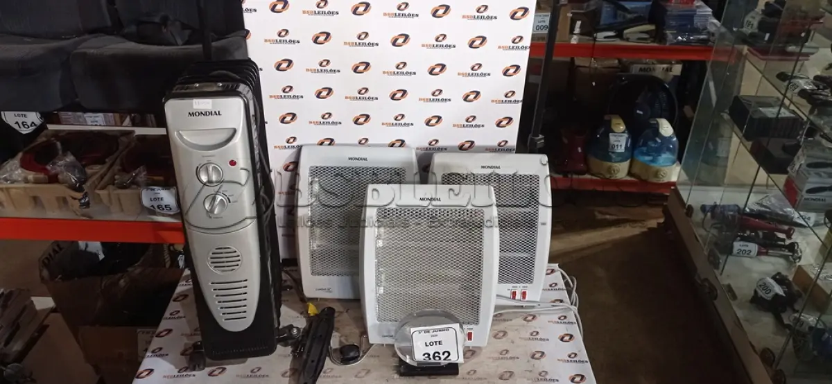 LOTE 362 - 04 AQUECEDORES DE MODELOS DIVERSOS MARCA MONDIAL. (NO ESTADO) ATENÇÃO! FAZER A VISITAÇÃO ANTES DE ARREMATAR, NÃO SABEMOS SE FUNCIONA, LEILÃO NÃO TEM GARANTIA E NEM DEVOLUÇÃO, SUJEITO A POSSÍVEIS AVARIAS VISÍVEIS/OCULTAS E/OU AUSÊNCIA DE COMPONENTES.