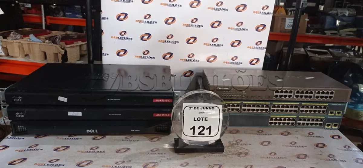 LOTE 121 - 02 FIREWALLS MODELO ASA 5516-X MARCA CISCO E 04 SWITCHES DE MARCAS E MODELOS DIVERSOS. (NO ESTADO) ATENÇÃO! FAZER A VISITAÇÃO ANTES DE ARREMATAR, NÃO SABEMOS SE FUNCIONA, LEILÃO NÃO TEM GARANTIA E NEM DEVOLUÇÃO, SUJEITO A POSSÍVEIS AVARIAS VISÍVEIS/OCULTAS E/OU AUSÊNCIA DE COMPONENTES.