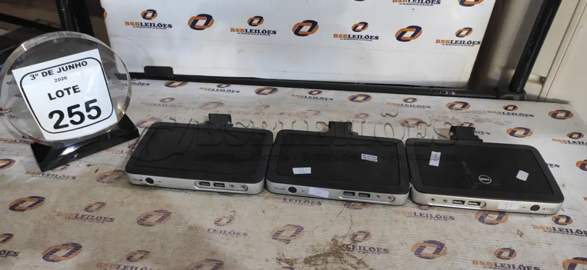 LOTE 255 - 03 MINIS PC MODELO WYSE MARCA DELL. (NO ESTADO) ATENÇÃO! FAZER A VISITAÇÃO ANTES DE ARREMATAR, NÃO SABEMOS SE FUNCIONA, LEILÃO NÃO TEM GARANTIA E NEM DEVOLUÇÃO, SUJEITO A POSSÍVEIS AVARIAS VISÍVEIS/OCULTAS E/OU AUSÊNCIA DE COMPONENTES.