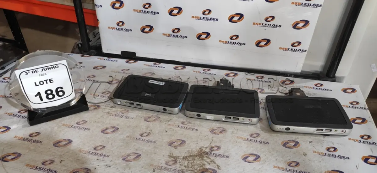 LOTE 186 - 03 MINIS PC MODELO WYSE MARCA DELL. (NO ESTADO) ATENÇÃO! FAZER A VISITAÇÃO ANTES DE ARREMATAR, NÃO SABEMOS SE FUNCIONA, LEILÃO NÃO TEM GARANTIA E NEM DEVOLUÇÃO, SUJEITO A POSSÍVEIS AVARIAS VISÍVEIS/OCULTAS E/OU AUSÊNCIA DE COMPONENTES.