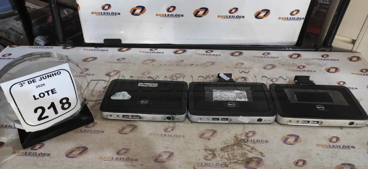 LOTE 218 - 03 MINIS PC MODELO WYSE MARCA DELL. (NO ESTADO) ATENÇÃO! FAZER A VISITAÇÃO ANTES DE ARREMATAR, NÃO SABEMOS SE FUNCIONA, LEILÃO NÃO TEM GARANTIA E NEM DEVOLUÇÃO, SUJEITO A POSSÍVEIS AVARIAS VISÍVEIS/OCULTAS E/OU AUSÊNCIA DE COMPONENTES.