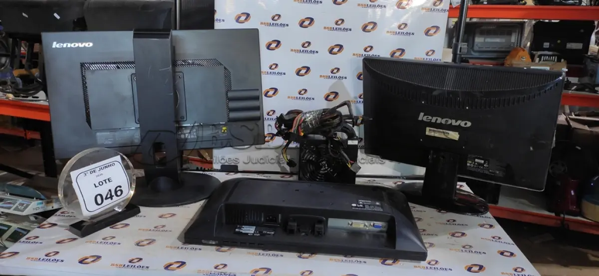 LOTE 046 - 01 FONTE DE PC MARCA ZALMAN, 01 MONITOR MARCA LG E 02 MONITORES MARCA LENOVO. (NO ESTADO) ATENÇÃO! FAZER A VISITAÇÃO ANTES DE ARREMATAR, NÃO SABEMOS SE FUNCIONA, LEILÃO NÃO TEM GARANTIA E NEM DEVOLUÇÃO, SUJEITO A POSSÍVEIS AVARIAS VISÍVEIS/OCULTAS E/OU AUSÊNCIA DE COMPONENTES.