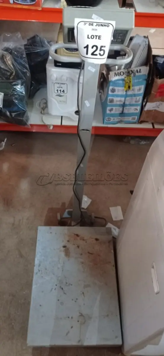 LOTE 125 - 01 BALANÇA MODELO LD1050 MARCA LIDER. (NO ESTADO) ATENÇÃO! FAZER A VISITAÇÃO ANTES DE ARREMATAR, NÃO SABEMOS SE FUNCIONA, LEILÃO NÃO TEM GARANTIA E NEM DEVOLUÇÃO, SUJEITO A POSSÍVEIS AVARIAS VISÍVEIS/OCULTAS E/OU AUSÊNCIA DE COMPONENTES.