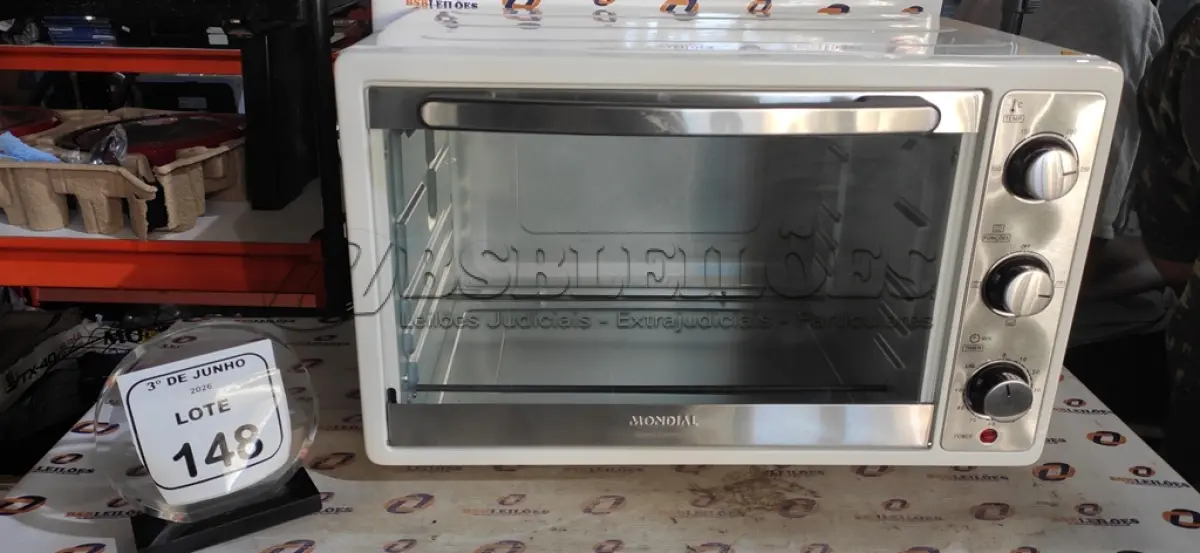 LOTE 148 - 01 FORNO ELÉTRICO 52L 220V MARCA MONDIAL. (NO ESTADO) ATENÇÃO! FAZER A VISITAÇÃO ANTES DE ARREMATAR, NÃO SABEMOS SE FUNCIONA, LEILÃO NÃO TEM GARANTIA E NEM DEVOLUÇÃO, SUJEITO A POSSÍVEIS AVARIAS VISÍVEIS/OCULTAS E/OU AUSÊNCIA DE COMPONENTES.