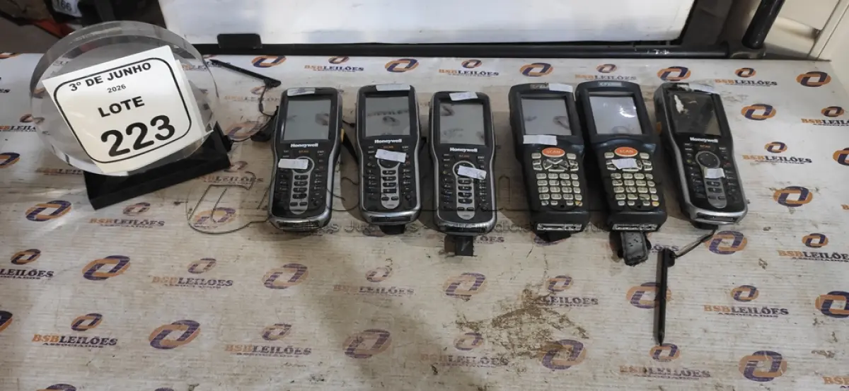LOTE 223 - 06 COLETORAS DE DADOS. (NO ESTADO) ATENÇÃO! FAZER A VISITAÇÃO ANTES DE ARREMATAR, NÃO SABEMOS SE FUNCIONA, LEILÃO NÃO TEM GARANTIA E NEM DEVOLUÇÃO, SUJEITO A POSSÍVEIS AVARIAS VISÍVEIS/OCULTAS E/OU AUSÊNCIA DE COMPONENTES.