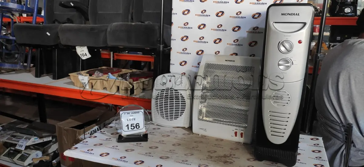 LOTE 156 - 03 AQUECEDORES DE MODELOS DIVERSOS MARCA MONDIAL. (NO ESTADO) ATENÇÃO! FAZER A VISITAÇÃO ANTES DE ARREMATAR, NÃO SABEMOS SE FUNCIONA, LEILÃO NÃO TEM GARANTIA E NEM DEVOLUÇÃO, SUJEITO A POSSÍVEIS AVARIAS VISÍVEIS/OCULTAS E/OU AUSÊNCIA DE COMPONENTES.