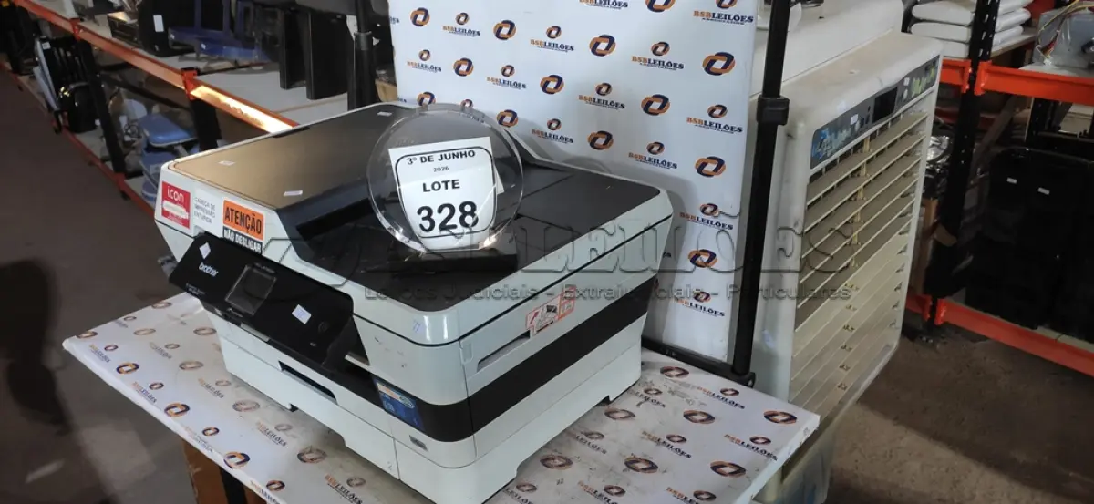 LOTE 328 - 01 IMPRESSORA MODELO MFC-J6720DW MARCA BROTHER. (NO ESTADO) ATENÇÃO! FAZER A VISITAÇÃO ANTES DE ARREMATAR, NÃO SABEMOS SE FUNCIONA, LEILÃO NÃO TEM GARANTIA E NEM DEVOLUÇÃO, SUJEITO A POSSÍVEIS AVARIAS VISÍVEIS/OCULTAS E/OU AUSÊNCIA DE COMPONENTES.