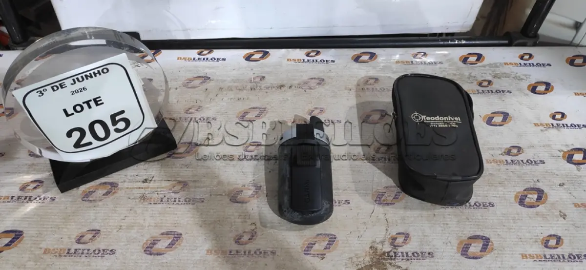 LOTE 205 - 01 GPS MODELO COLORADO 300 MARCA GARMIN. (NO ESTADO) ATENÇÃO! FAZER A VISITAÇÃO ANTES DE ARREMATAR, NÃO SABEMOS SE FUNCIONA, LEILÃO NÃO TEM GARANTIA E NEM DEVOLUÇÃO, SUJEITO A POSSÍVEIS AVARIAS VISÍVEIS/OCULTAS E/OU AUSÊNCIA DE COMPONENTES.