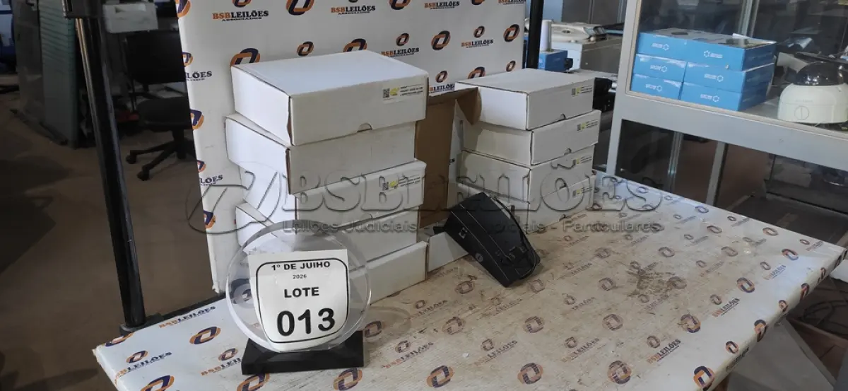 LOTE 013 - 10 AMPLIFICADORES DE HEADSET MARCA AGEM. (NO ESTADO) ATENÇÃO! FAZER A VISITAÇÃO ANTES DE ARREMATAR, NÃO SABEMOS SE FUNCIONA, LEILÃO NÃO TEM GARANTIA E NEM DEVOLUÇÃO, SUJEITO A POSSÍVEIS AVARIAS VISÍVEIS/OCULTAS E/OU AUSÊNCIA DE COMPONENTES.
