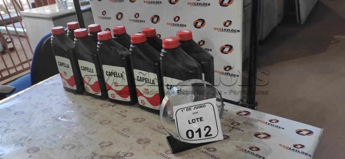 LOTE 012 - 10 GALÕES DE ÓLEO LUBRIFICANTE MINERAL PARA COMPRESSORES DE REFRIGERAÇÃO ISO 68 DE 1L CADA MARCA TEXACO. (NO ESTADO) ATENÇÃO! FAZER A VISITAÇÃO ANTES DE ARREMATAR, NÃO SABEMOS SE FUNCIONA, LEILÃO NÃO TEM GARANTIA E NEM DEVOLUÇÃO, SUJEITO A POSSÍVEIS AVARIAS VISÍVEIS/OCULTAS E/OU AUSÊNCIA DE COMPONENTES.