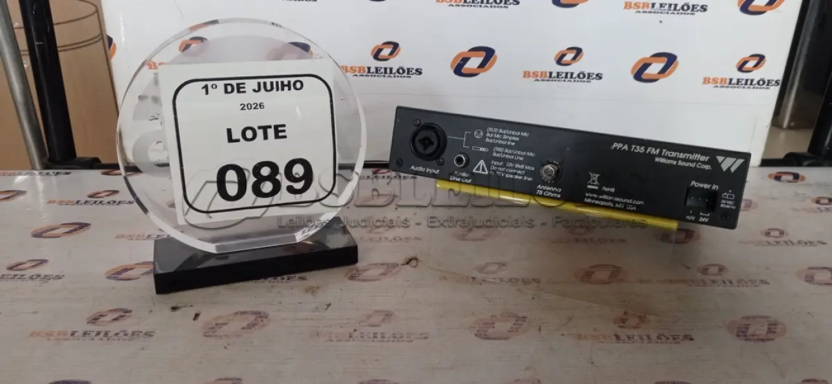 LOTE 089 - 01 TRANSMISSOR DE PA PESSOAL MODELO T35 MARCA WILLIAMS SOUND. (NO ESTADO) ATENÇÃO! FAZER A VISITAÇÃO ANTES DE ARREMATAR, NÃO SABEMOS SE FUNCIONA, LEILÃO NÃO TEM GARANTIA E NEM DEVOLUÇÃO, SUJEITO A POSSÍVEIS AVARIAS VISÍVEIS/OCULTAS E/OU AUSÊNCIA DE COMPONENTES.