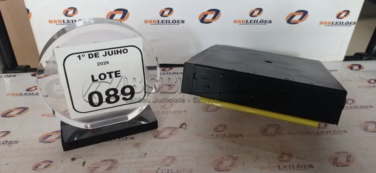 LOTE 089 - 01 TRANSMISSOR DE PA PESSOAL MODELO T35 MARCA WILLIAMS SOUND. (NO ESTADO) ATENÇÃO! FAZER A VISITAÇÃO ANTES DE ARREMATAR, NÃO SABEMOS SE FUNCIONA, LEILÃO NÃO TEM GARANTIA E NEM DEVOLUÇÃO, SUJEITO A POSSÍVEIS AVARIAS VISÍVEIS/OCULTAS E/OU AUSÊNCIA DE COMPONENTES.