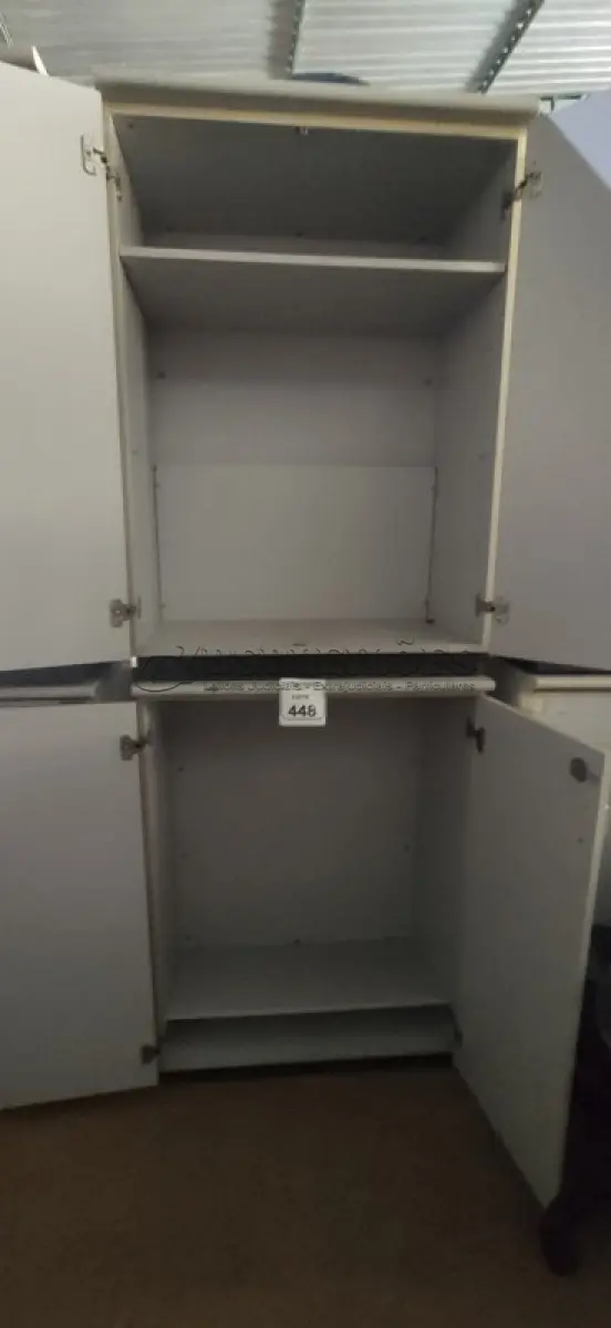 LOTE 448 - 02 ARMÁRIOS EM MADEIRA COM 02 PORTAS. (NO ESTADO) ATENÇÃO! FAZER A VISITAÇÃO ANTES DE ARREMATAR, NÃO SABEMOS SE FUNCIONA, LEILÃO NÃO TEM GARANTIA E NEM DEVOLUÇÃO, SUJEITO A POSSÍVEIS AVARIAS VISÍVEIS/OCULTAS E/OU AUSÊNCIA DE COMPONENTES.