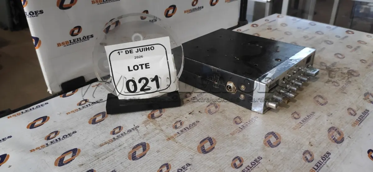 LOTE 021 - 01 RÁDIO PX MODELO COBRA 148 GTL. (NO ESTADO) ATENÇÃO! FAZER A VISITAÇÃO ANTES DE ARREMATAR, NÃO SABEMOS SE FUNCIONA, LEILÃO NÃO TEM GARANTIA E NEM DEVOLUÇÃO, SUJEITO A POSSÍVEIS AVARIAS VISÍVEIS/OCULTAS E/OU AUSÊNCIA DE COMPONENTES.