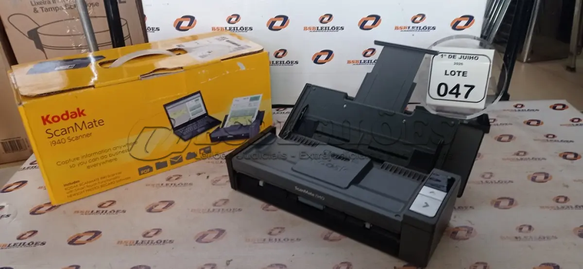 LOTE 047 - 01 SCANNER MODELO SCANMATE I940 MARCA KODAK. (NO ESTADO) ATENÇÃO! FAZER A VISITAÇÃO ANTES DE ARREMATAR, NÃO SABEMOS SE FUNCIONA, LEILÃO NÃO TEM GARANTIA E NEM DEVOLUÇÃO, SUJEITO A POSSÍVEIS AVARIAS VISÍVEIS/OCULTAS E/OU AUSÊNCIA DE COMPONENTES.