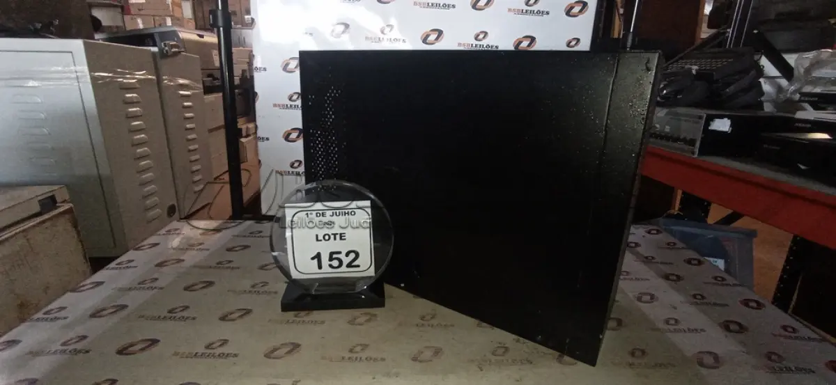 LOTE 152 - 01 NOBREAK DE 1684VA MARCA SMS. (NO ESTADO) ATENÇÃO! FAZER A VISITAÇÃO ANTES DE ARREMATAR, NÃO SABEMOS SE FUNCIONA, LEILÃO NÃO TEM GARANTIA E NEM DEVOLUÇÃO, SUJEITO A POSSÍVEIS AVARIAS VISÍVEIS/OCULTAS E/OU AUSÊNCIA DE COMPONENTES.