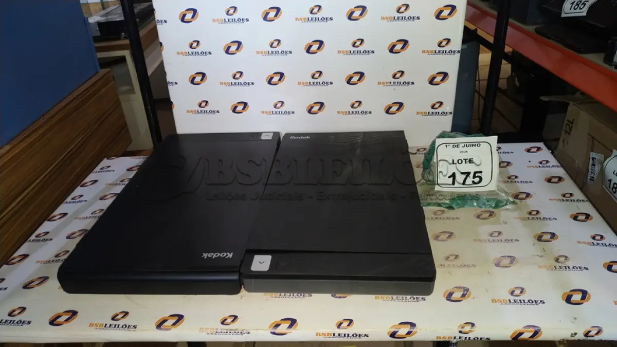 LOTE 175 - 02 SCANNERS DE MESA MARCA KODAK. (NO ESTADO) ATENÇÃO! FAZER A VISITAÇÃO ANTES DE ARREMATAR, NÃO SABEMOS SE FUNCIONA, LEILÃO NÃO TEM GARANTIA E NEM DEVOLUÇÃO, SUJEITO A POSSÍVEIS AVARIAS VISÍVEIS/OCULTAS E/OU AUSÊNCIA DE COMPONENTES.