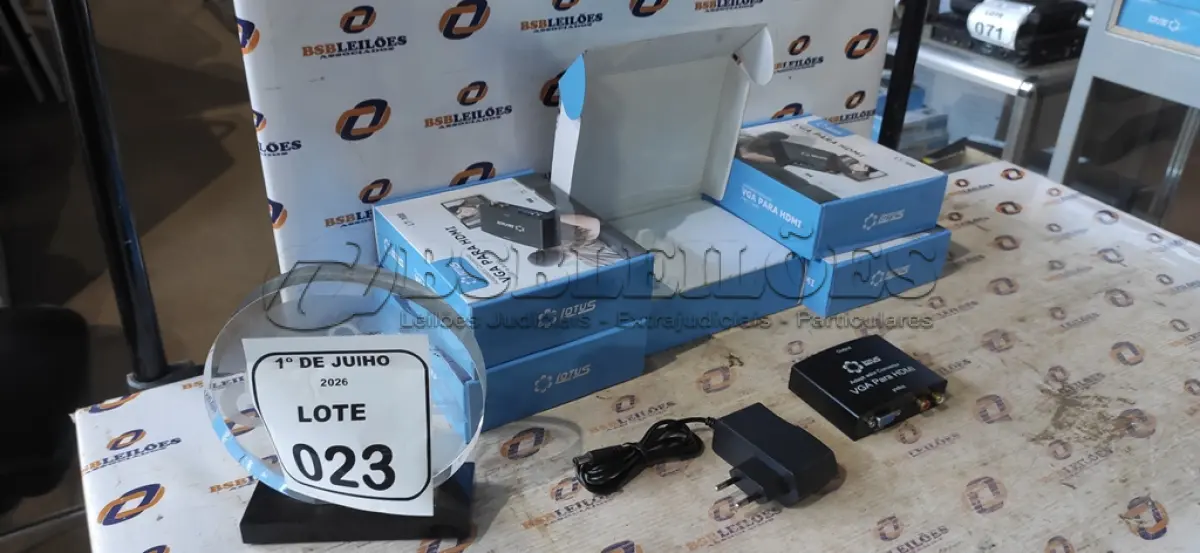 LOTE 023 - 05 ADAPTADORES CONVERSOR VGA PARA HDMI MARCA LOTUS. (NO ESTADO) ATENÇÃO! FAZER A VISITAÇÃO ANTES DE ARREMATAR, NÃO SABEMOS SE FUNCIONA, LEILÃO NÃO TEM GARANTIA E NEM DEVOLUÇÃO, SUJEITO A POSSÍVEIS AVARIAS VISÍVEIS/OCULTAS E/OU AUSÊNCIA DE COMPONENTES.