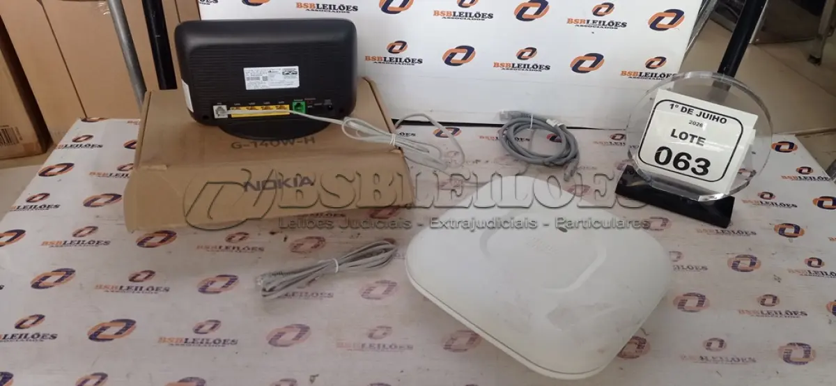 LOTE 063 - 02 ROTEADORES MARCA CISCO E VIVO. (NO ESTADO) ATENÇÃO! FAZER A VISITAÇÃO ANTES DE ARREMATAR, NÃO SABEMOS SE FUNCIONA, LEILÃO NÃO TEM GARANTIA E NEM DEVOLUÇÃO, SUJEITO A POSSÍVEIS AVARIAS VISÍVEIS/OCULTAS E/OU AUSÊNCIA DE COMPONENTES.