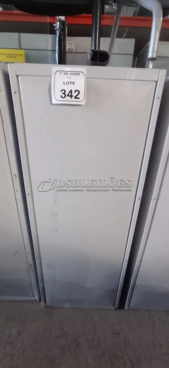 LOTE 342 - 01 ARQUIVO DE AÇO COM 04 GAVETAS. (NO ESTADO) ATENÇÃO! FAZER A VISITAÇÃO ANTES DE ARREMATAR, NÃO SABEMOS SE FUNCIONA, LEILÃO NÃO TEM GARANTIA E NEM DEVOLUÇÃO, SUJEITO A POSSÍVEIS AVARIAS VISÍVEIS/OCULTAS E/OU AUSÊNCIA DE COMPONENTES.