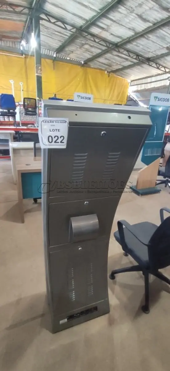 LOTE 022 - 01 TOTEM GERENCIADOR DE ATENDIMENTO -TGA. (NO ESTADO) ATENÇÃO! FAZER A VISITAÇÃO ANTES DE ARREMATAR, NÃO SABEMOS SE FUNCIONA, LEILÃO NÃO TEM GARANTIA E NEM DEVOLUÇÃO, SUJEITO A POSSÍVEIS AVARIAS VISÍVEIS/OCULTAS E/OU AUSÊNCIA DE COMPONENTES.