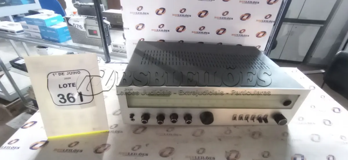 LOTE 361 - 01 RECEIVER ESTÉREO MODELO SR-2000 MARCA CCE. (NO ESTADO) ATENÇÃO! FAZER A VISITAÇÃO ANTES DE ARREMATAR, NÃO SABEMOS SE FUNCIONA, LEILÃO NÃO TEM GARANTIA E NEM DEVOLUÇÃO, SUJEITO A POSSÍVEIS AVARIAS VISÍVEIS/OCULTAS E/OU AUSÊNCIA DE COMPONENTES.