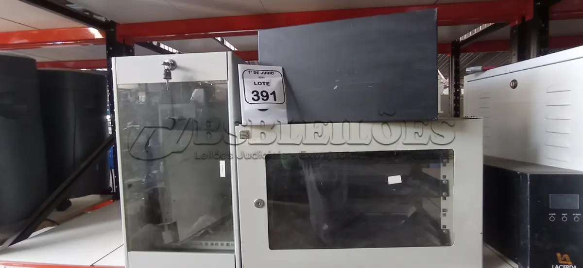 LOTE 391 - 03 RACKS DE PROTEÇÃO EM FERRO. (NO ESTADO) ATENÇÃO! FAZER A VISITAÇÃO ANTES DE ARREMATAR, NÃO SABEMOS SE FUNCIONA, LEILÃO NÃO TEM GARANTIA E NEM DEVOLUÇÃO, SUJEITO A POSSÍVEIS AVARIAS VISÍVEIS/OCULTAS E/OU AUSÊNCIA DE COMPONENTES.