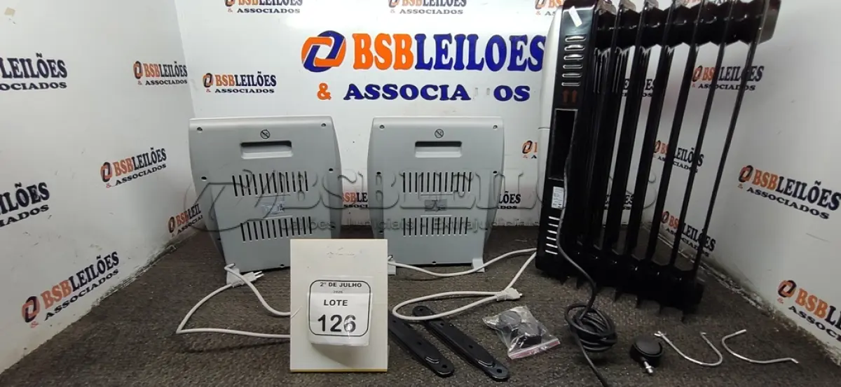 LOTE 126 - 03 AQUECEDORES DE MARCAS E MODELOS DIVERSOS. (NO ESTADO) ATENÇÃO! FAZER A VISITAÇÃO ANTES DE ARREMATAR, NÃO SABEMOS SE FUNCIONA, LEILÃO NÃO TEM GARANTIA E NEM DEVOLUÇÃO, SUJEITO A POSSÍVEIS AVARIAS VISÍVEIS/OCULTAS E/OU AUSÊNCIA DE COMPONENTES.