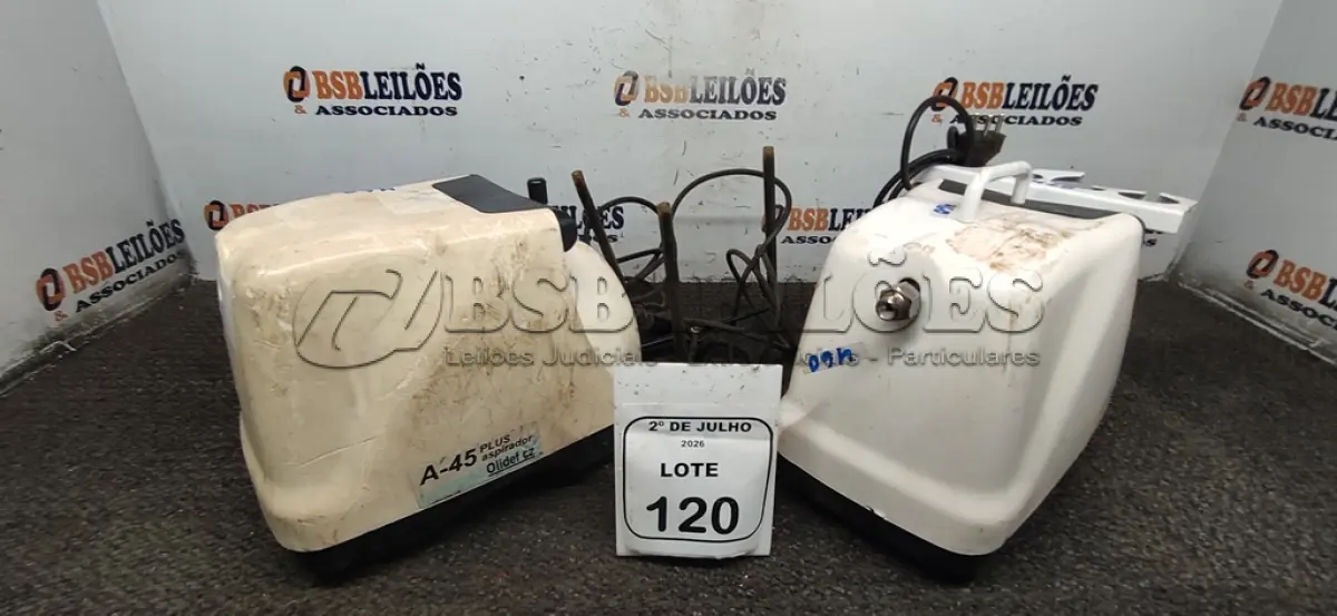 LOTE 120 - 02 ASPIRADORES CIRÚRGICOS INCOMPLETOS. (NO ESTADO) ATENÇÃO! FAZER A VISITAÇÃO ANTES DE ARREMATAR, NÃO SABEMOS SE FUNCIONA, LEILÃO NÃO TEM GARANTIA E NEM DEVOLUÇÃO, SUJEITO A POSSÍVEIS AVARIAS VISÍVEIS/OCULTAS E/OU AUSÊNCIA DE COMPONENTES.