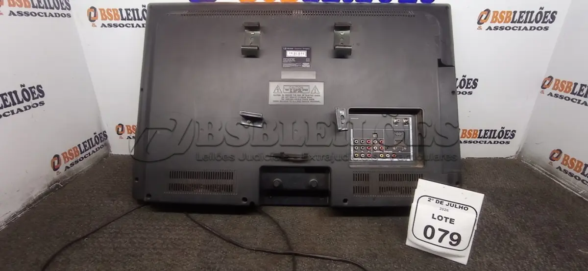 LOTE 079 - 01 TV 32’’ MARCA BUSTER PARA RETIRADA DE PEÇAS. (NO ESTADO) ATENÇÃO! FAZER A VISITAÇÃO ANTES DE ARREMATAR, NÃO SABEMOS SE FUNCIONA, LEILÃO NÃO TEM GARANTIA E NEM DEVOLUÇÃO, SUJEITO A POSSÍVEIS AVARIAS VISÍVEIS/OCULTAS E/OU AUSÊNCIA DE COMPONENTES.