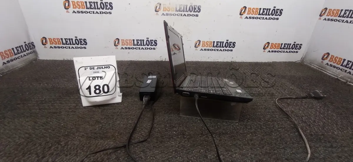 LOTE 180 - 01 NOTEBOOK MODELO IDEAPAD S10-3 MARCA LENOVO COM FONTE. (NO ESTADO) ATENÇÃO! FAZER A VISITAÇÃO ANTES DE ARREMATAR, NÃO SABEMOS SE FUNCIONA, LEILÃO NÃO TEM GARANTIA E NEM DEVOLUÇÃO, SUJEITO A POSSÍVEIS AVARIAS VISÍVEIS/OCULTAS E/OU AUSÊNCIA DE COMPONENTES.