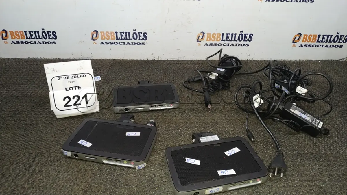 LOTE 221 - 03 MINICOMPUTADORES TERMINAIS MARCA WYSE. (NO ESTADO) ATENÇÃO! FAZER A VISITAÇÃO ANTES DE ARREMATAR, NÃO SABEMOS SE FUNCIONA, LEILÃO NÃO TEM GARANTIA E NEM DEVOLUÇÃO, SUJEITO A POSSÍVEIS AVARIAS VISÍVEIS/OCULTAS E/OU AUSÊNCIA DE COMPONENTES.