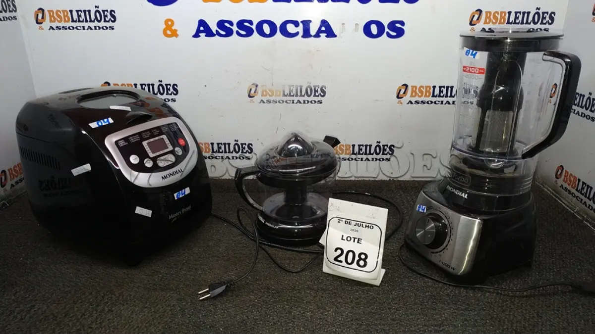 LOTE 208 - 01 PANIFICADORA, 01 ESPREMEDOR DE FRUTAS E 01 LIQUIDIFICADOR MARCA MONDIAL. (NO ESTADO) ATENÇÃO! FAZER A VISITAÇÃO ANTES DE ARREMATAR, NÃO SABEMOS SE FUNCIONA, LEILÃO NÃO TEM GARANTIA E NEM DEVOLUÇÃO, SUJEITO A POSSÍVEIS AVARIAS VISÍVEIS/OCULTAS E/OU AUSÊNCIA DE COMPONENTES.