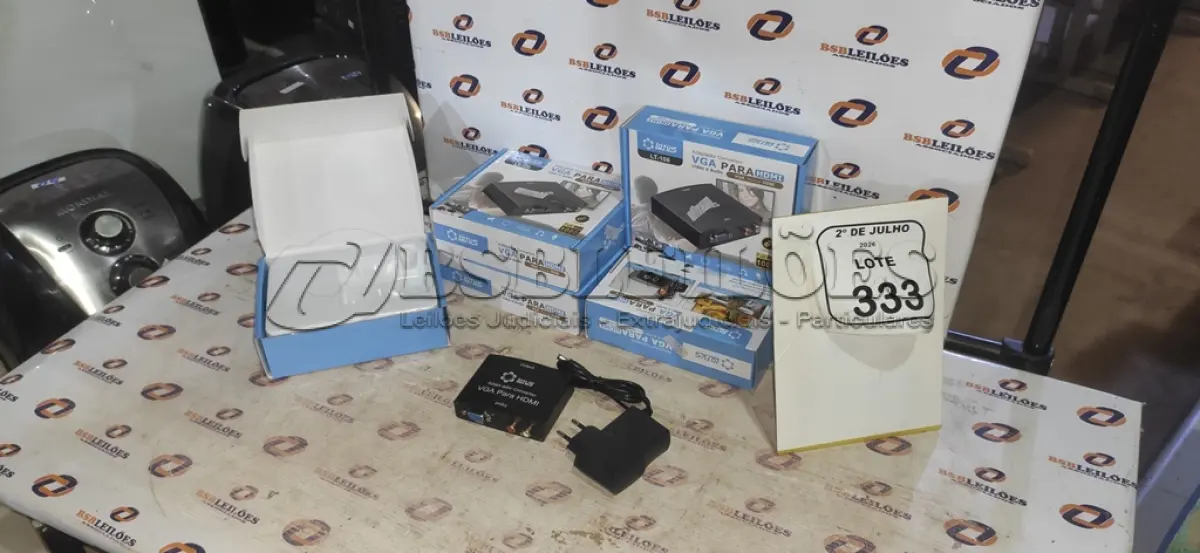 LOTE 333 - 05 ADAPTADORES CONVERSOR VGA PARA HDMI MARCA LOTUS. (NO ESTADO) ATENÇÃO! FAZER A VISITAÇÃO ANTES DE ARREMATAR, NÃO SABEMOS SE FUNCIONA, LEILÃO NÃO TEM GARANTIA E NEM DEVOLUÇÃO, SUJEITO A POSSÍVEIS AVARIAS VISÍVEIS/OCULTAS E/OU AUSÊNCIA DE COMPONENTES.